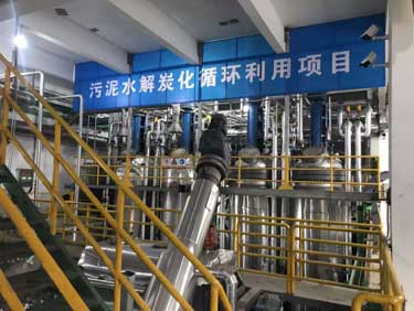 sludge dry distillation