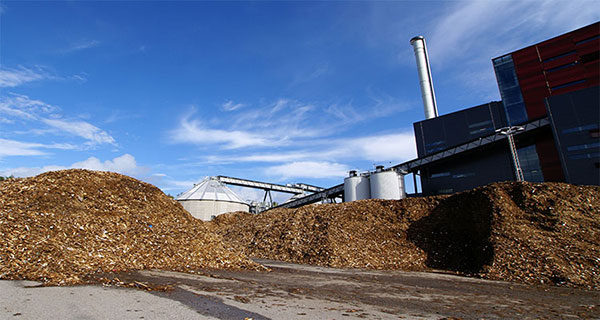 Horno rotatorio de gasificación y carbonización de biomasa